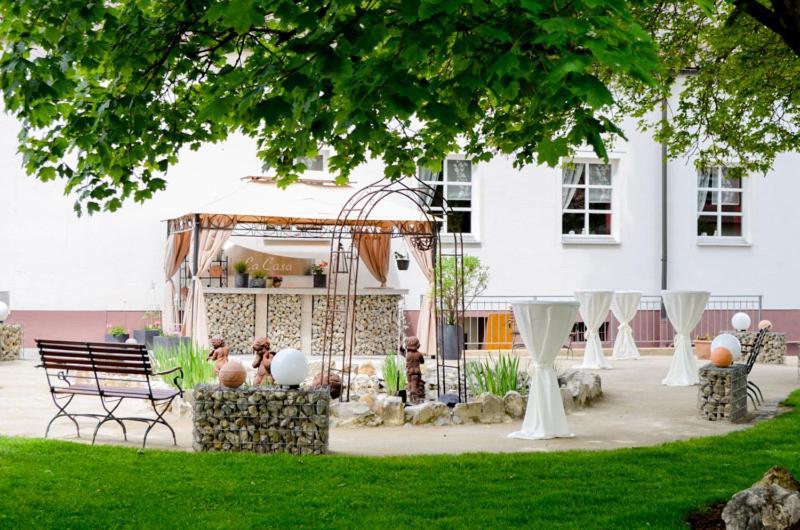 Landhotel Neukirchner Hof Neukirchen Bei Sulzbach-Rosenberg Zewnętrze zdjęcie