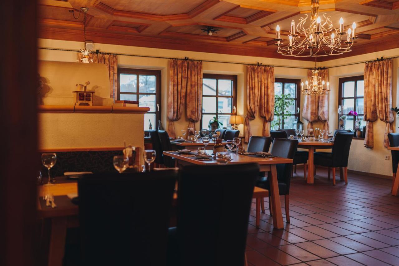 Landhotel Neukirchner Hof Neukirchen Bei Sulzbach-Rosenberg Zewnętrze zdjęcie